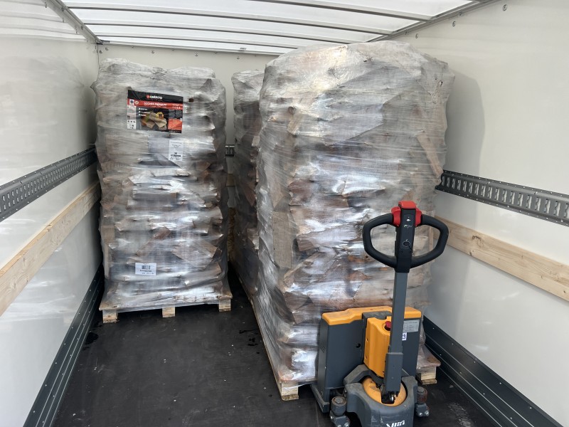 Livraison de bois premium extra sec à Cassis et Carnoux en Provence