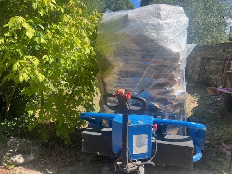 Livraison de bois de chauffage bien sec à Sausset les Pins, Carry et Le Rove