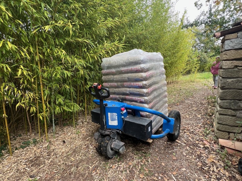 Livraison de granulés de bois pour poêles à pellets à Eyguières
