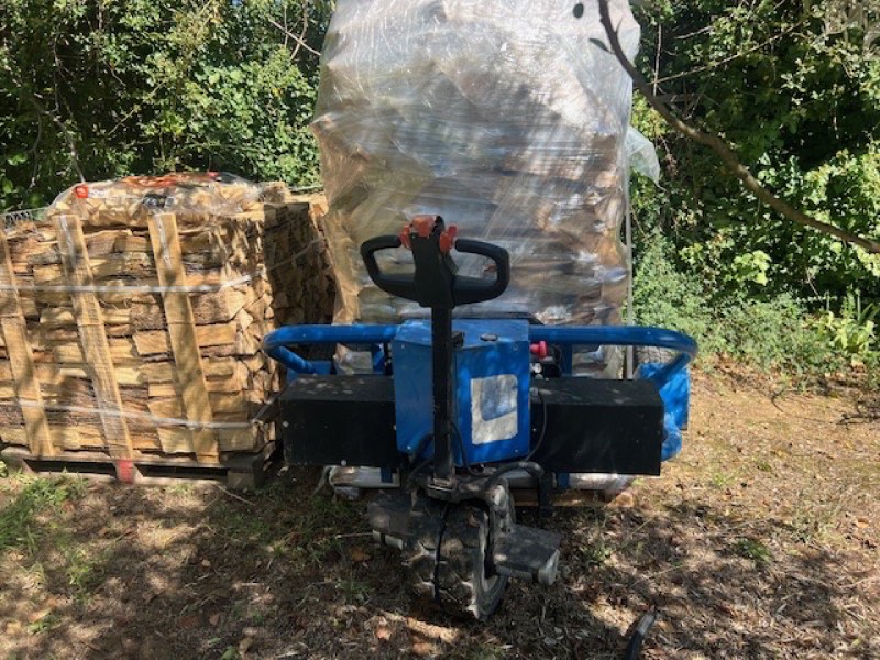 Livraison bois de chauffage et granulés de bois à Carry le Rouet