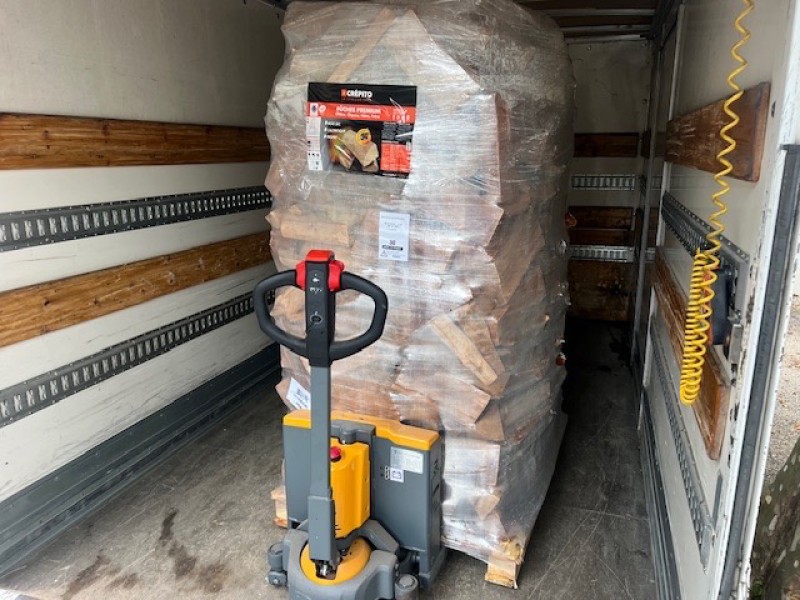 vente et livraison de bois de chauffage sec à Marignane